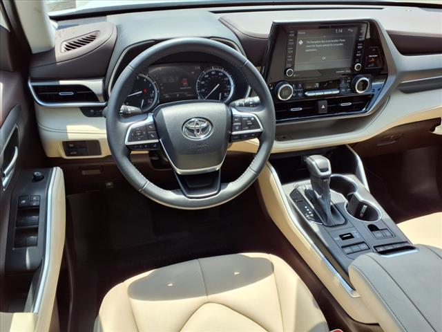 2022 Toyota Highlander XLE