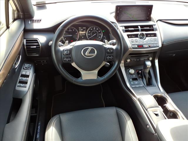 2020 Lexus NX 300 .