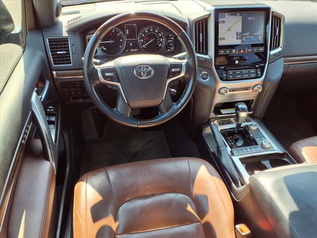 2016 Toyota Land Cruiser 5.7L AWD