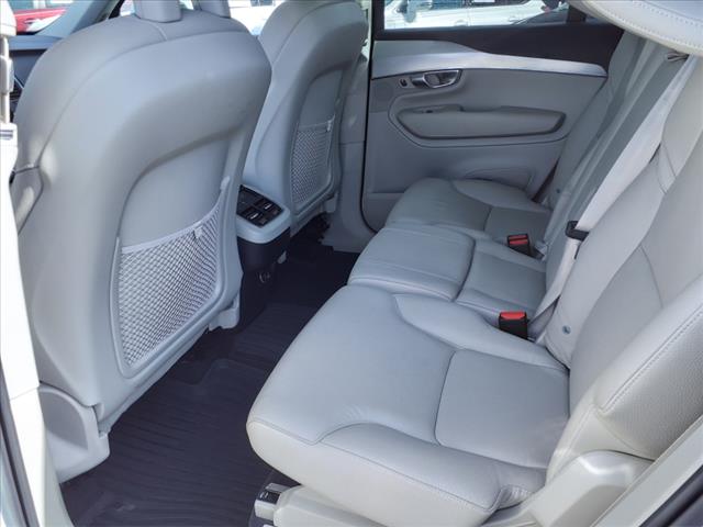 2018 Volvo XC90 T5 Momentum 7-Passenger