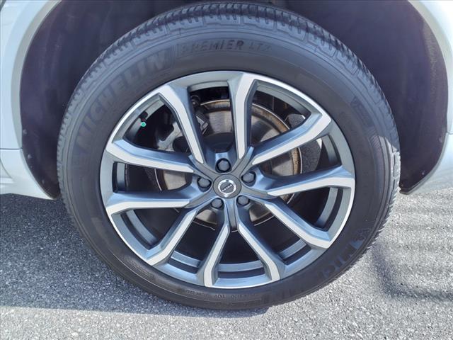 2018 Volvo XC90 T5 Momentum 7-Passenger