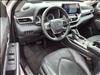 2022 Toyota Highlander Hybrid Platinum