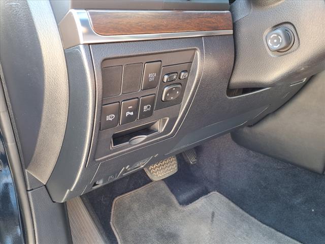 2016 Toyota Land Cruiser 5.7L AWD
