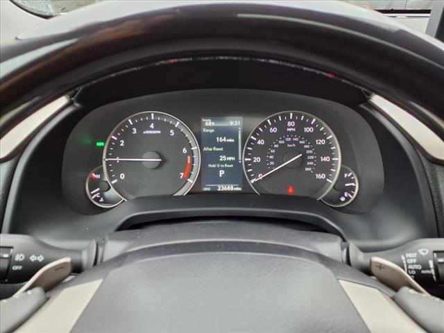 2022 Lexus RX 350 .