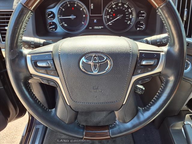 2016 Toyota Land Cruiser 5.7L AWD