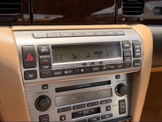 2006 Lexus SC 430 convertible trim