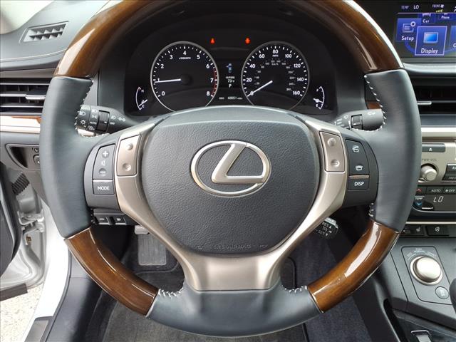 2013 Lexus ES 350 .