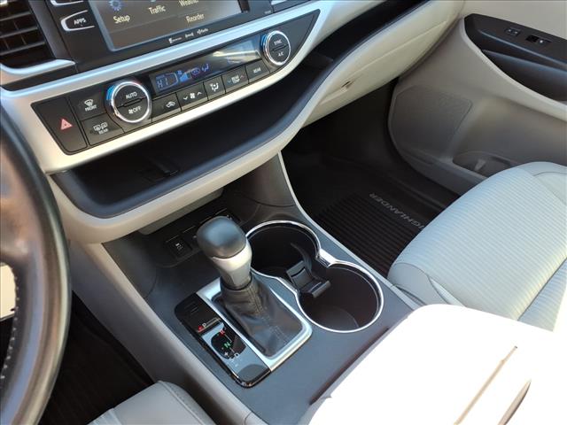 2018 Toyota Highlander LE