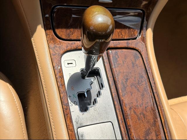 2006 Lexus SC 430 convertible trim