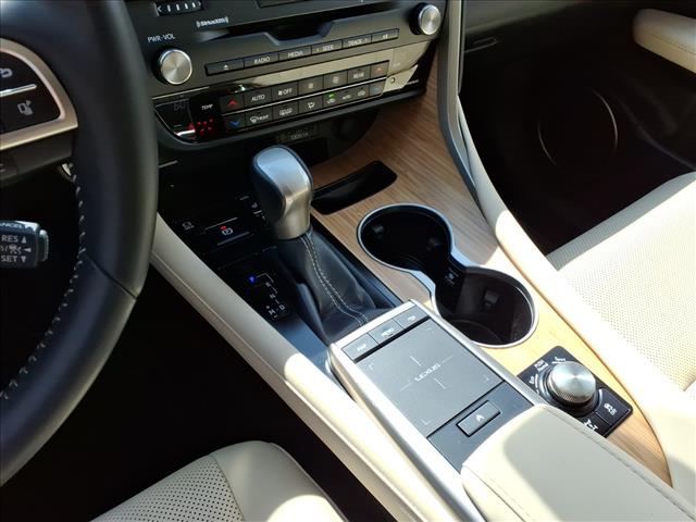 2021 Lexus RX 350L .