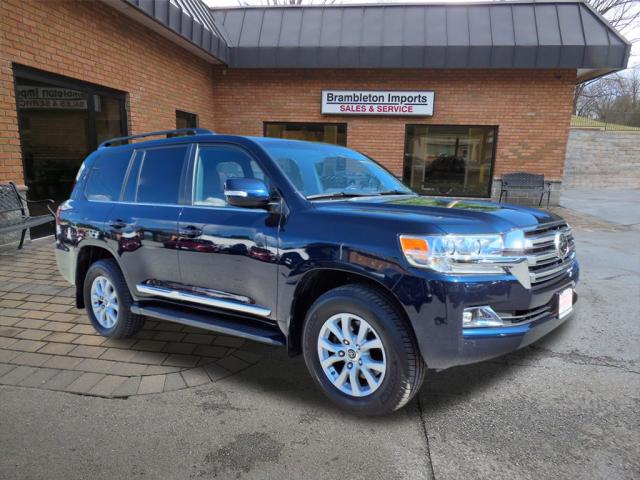 2016 Toyota Land Cruiser 5.7L AWD