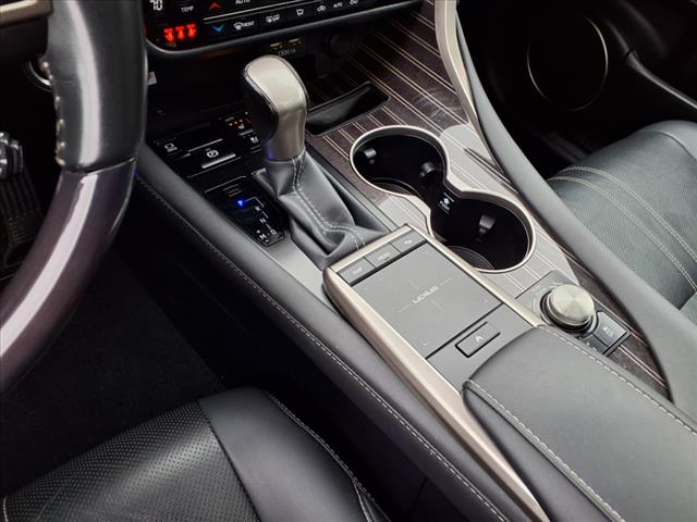 2022 Lexus RX 350 .