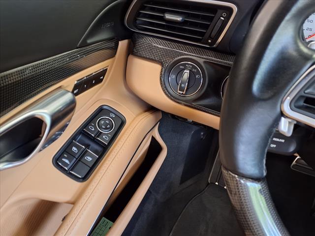 2019 Porsche 911 Turbo S