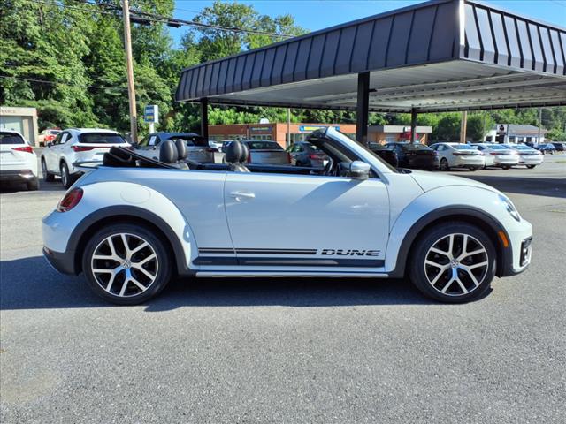 2017 Volkswagen Beetle Convertible 1.8T Dune