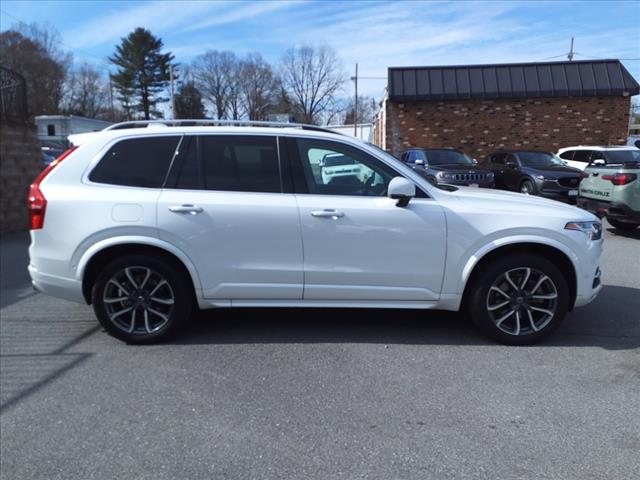 2018 Volvo XC90 T5 Momentum 7-Passenger