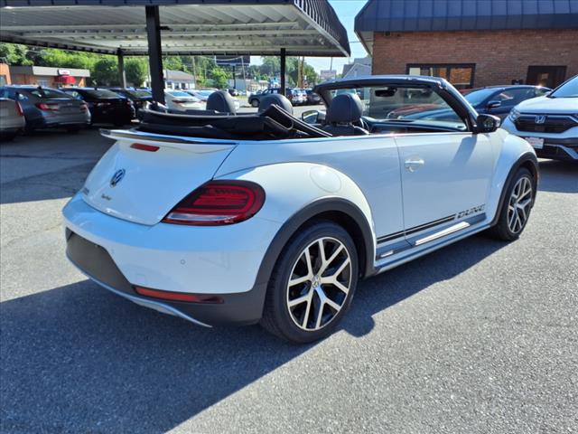 2017 Volkswagen Beetle Convertible 1.8T Dune