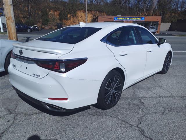 2022 Lexus ES 350 Luxury