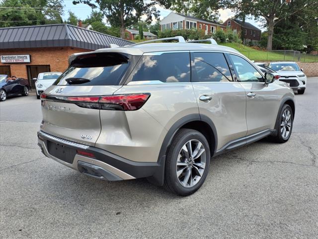 2022 INFINITI QX60 Luxe