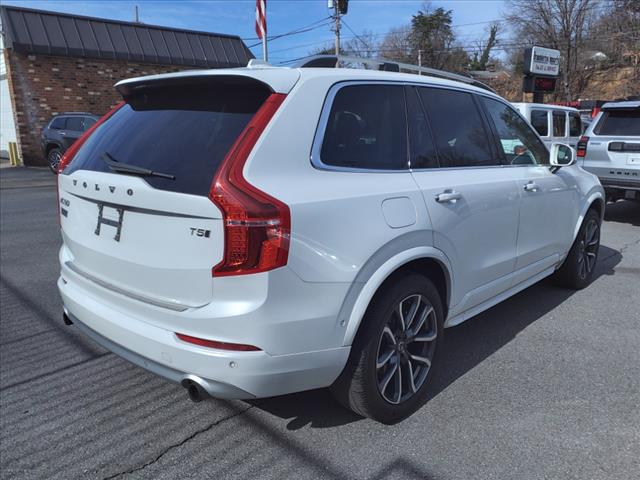 2018 Volvo XC90 T5 Momentum 7-Passenger