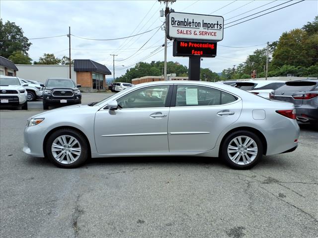 2013 Lexus ES 350 .