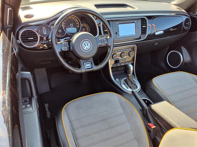 2017 Volkswagen Beetle Convertible 1.8T Dune