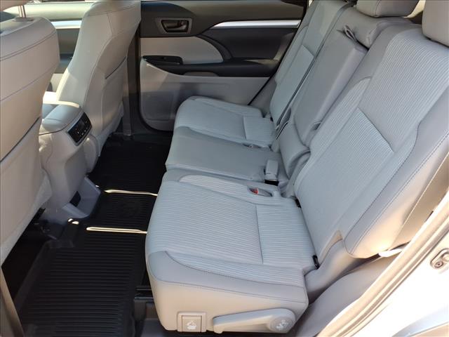 2018 Toyota Highlander LE