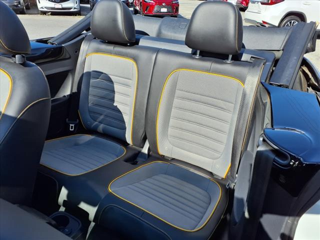 2017 Volkswagen Beetle Convertible 1.8T Dune