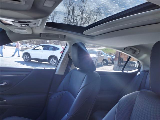 2022 Lexus ES 350 Luxury