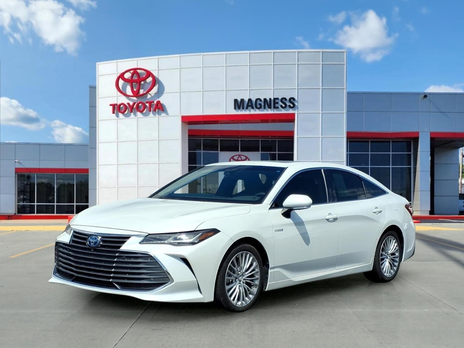 2019 Toyota Avalon Hybrid Limited