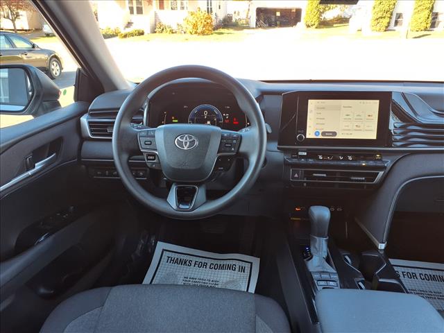 2025 Toyota Camry LE