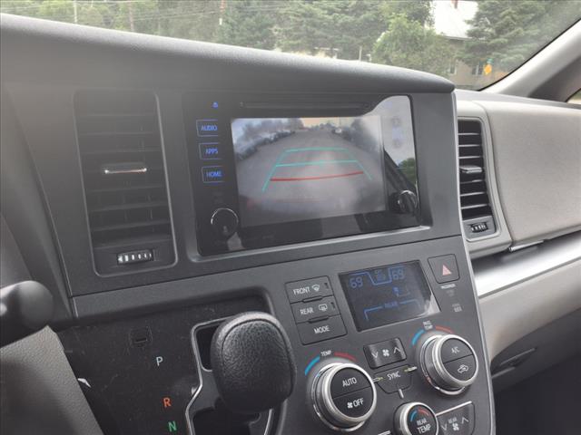 2017 Toyota Sienna LE 7-Passenger