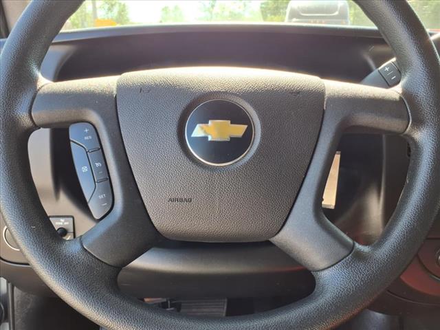 2022 Chevrolet Express 2500