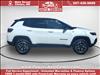 2025 Jeep Compass  - thumbnail 4