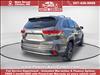 2019 Toyota Highlander LE - thumbnail 4