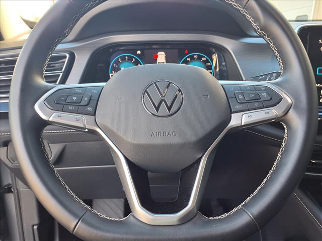 2025 Volkswagen Atlas Cross Sport SE 4Motion