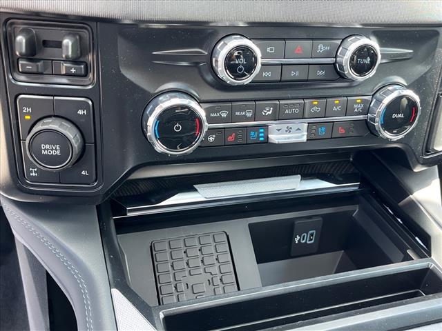 2025 Ford F-350 Super Duty Platinum