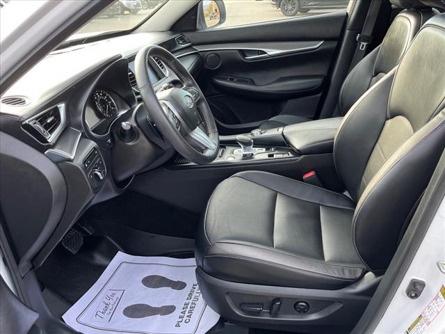 2022 INFINITI QX50 LUXE