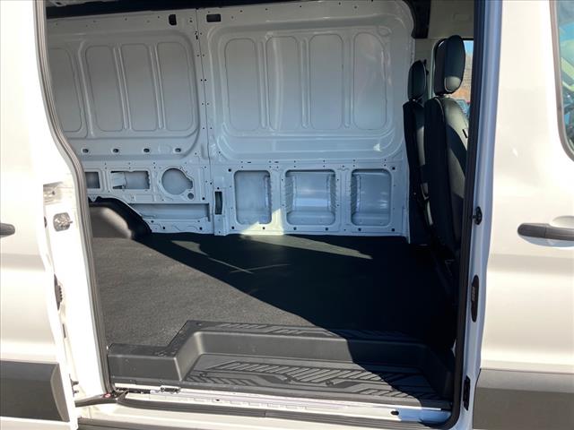 2025 Ford Transit Base