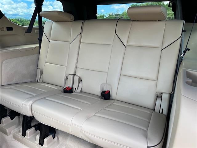 2022 Cadillac Escalade ESV Premium Luxury