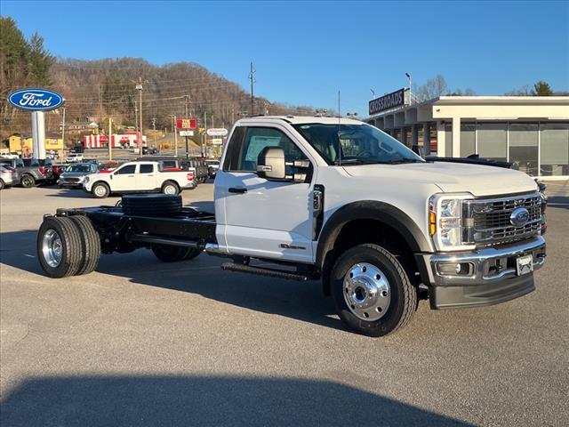 2025 Ford F-600SD XLT