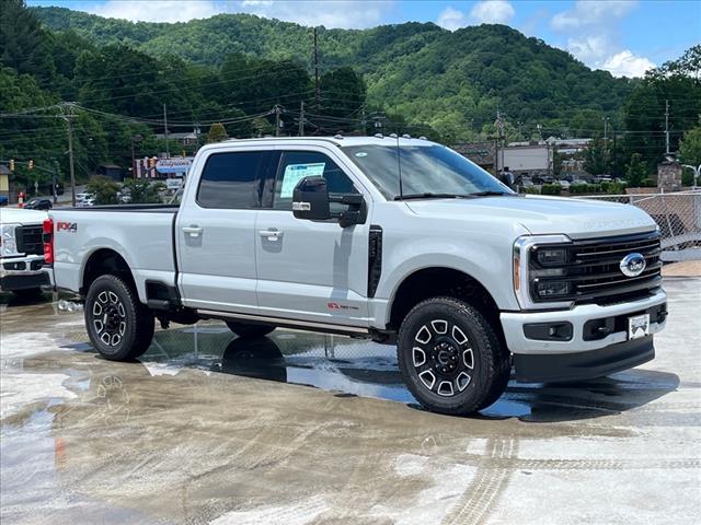 2025 Ford F-350 Super Duty Platinum