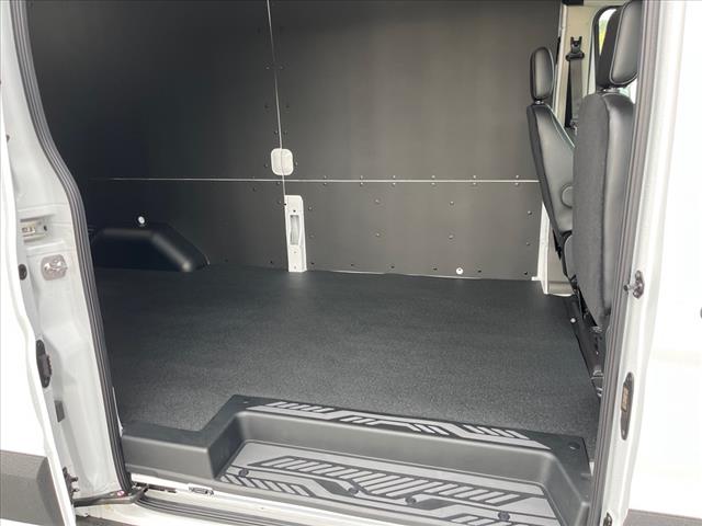 2025 Ford Transit 250