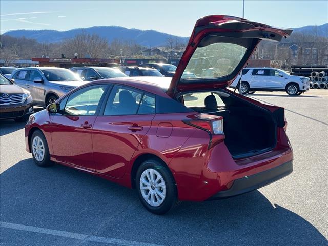 2019 Toyota Prius LE