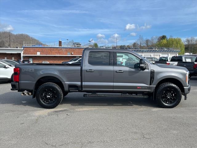 2023 Ford F-350 Super Duty Lariat