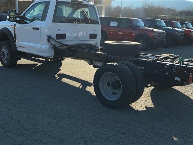 2025 Ford F-600SD XL