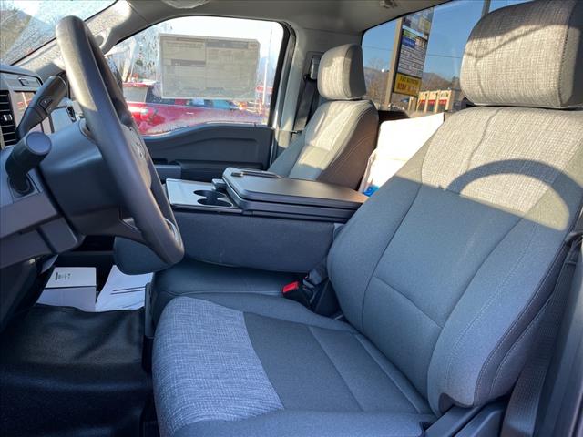 2025 Ford F-600SD XLT