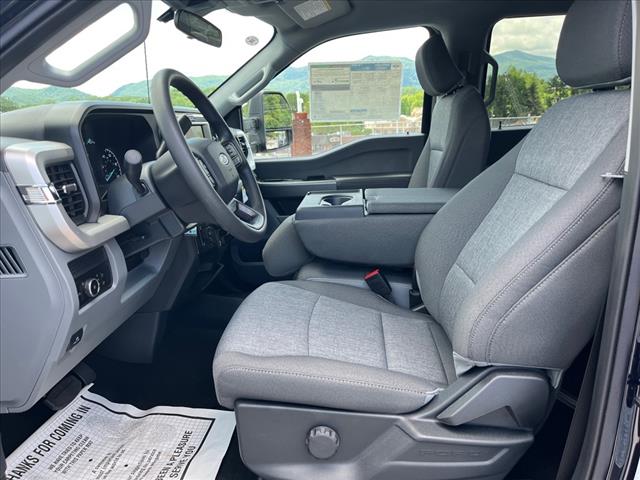 2025 Ford F-250 Super Duty XL
