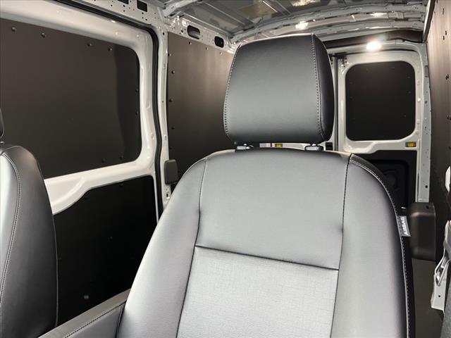 2025 Ford Transit 250