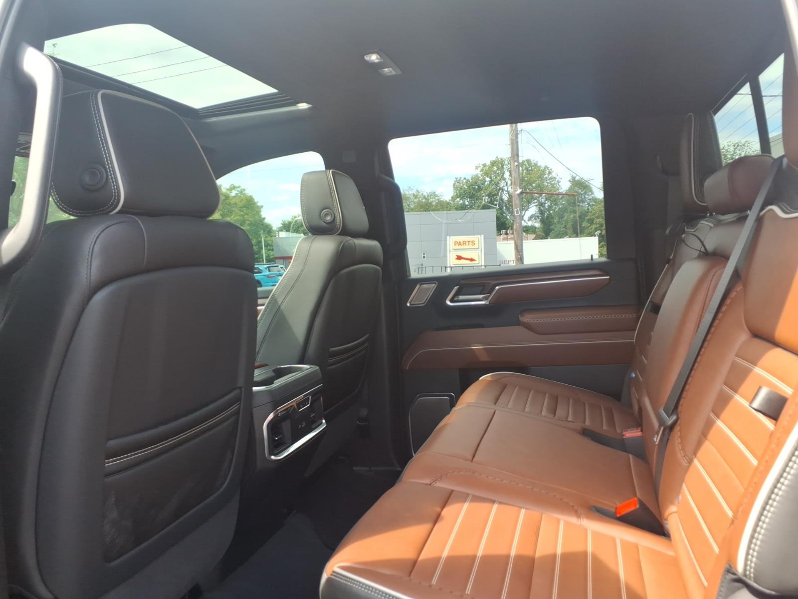 2026 GMC Sierra 2500HD Denali Ultimate - Photo 10