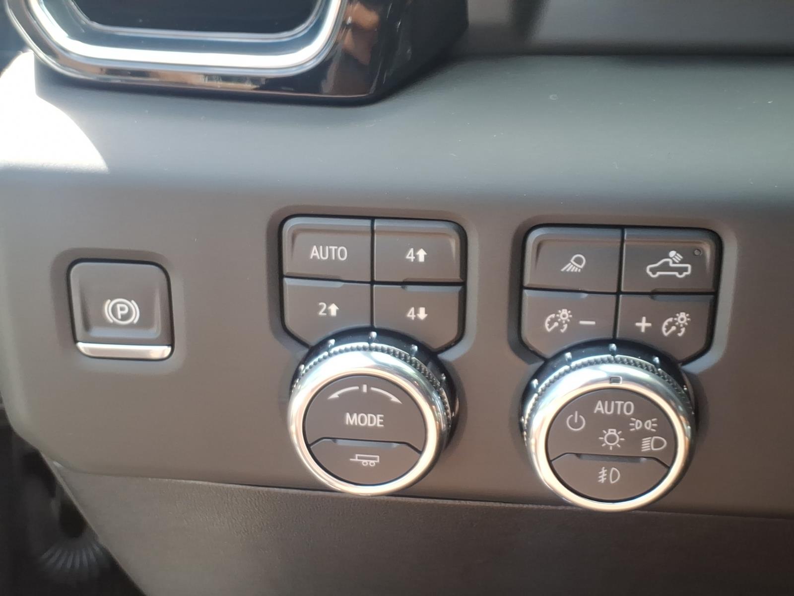 2026 GMC Sierra 2500HD Denali Ultimate - Photo 19